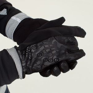 workout gloves lululemon